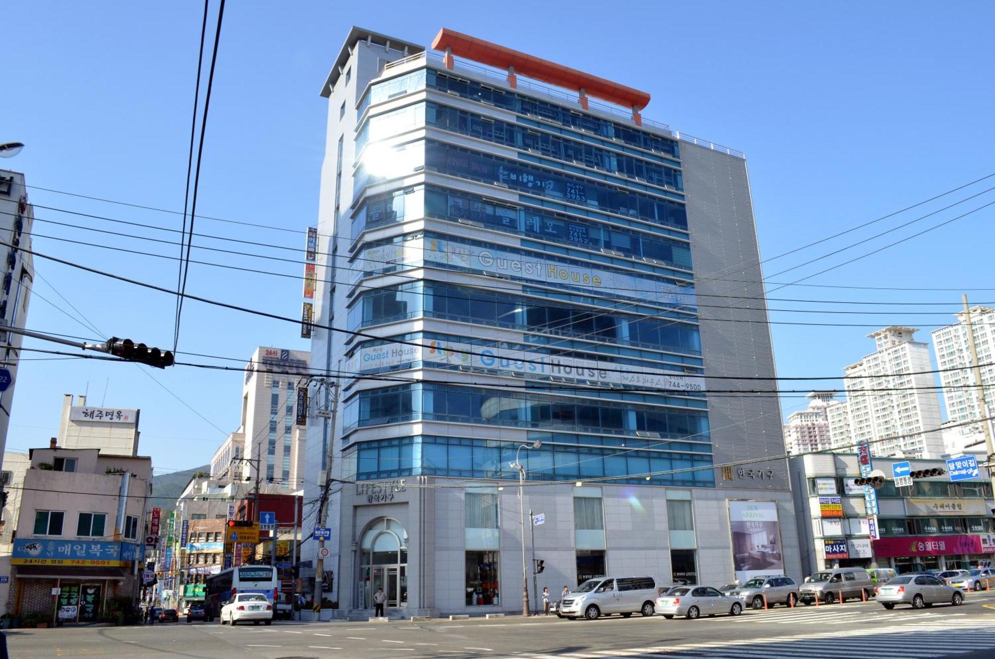 Busan Popcorn Hostel Екстер'єр фото